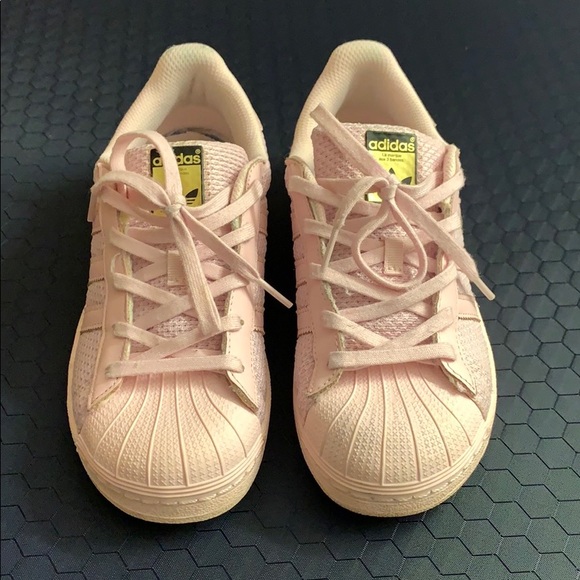 Girls Adidas Pink - Picture 1 of 3
